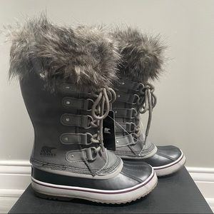 Sorel Joan of Arctic boots